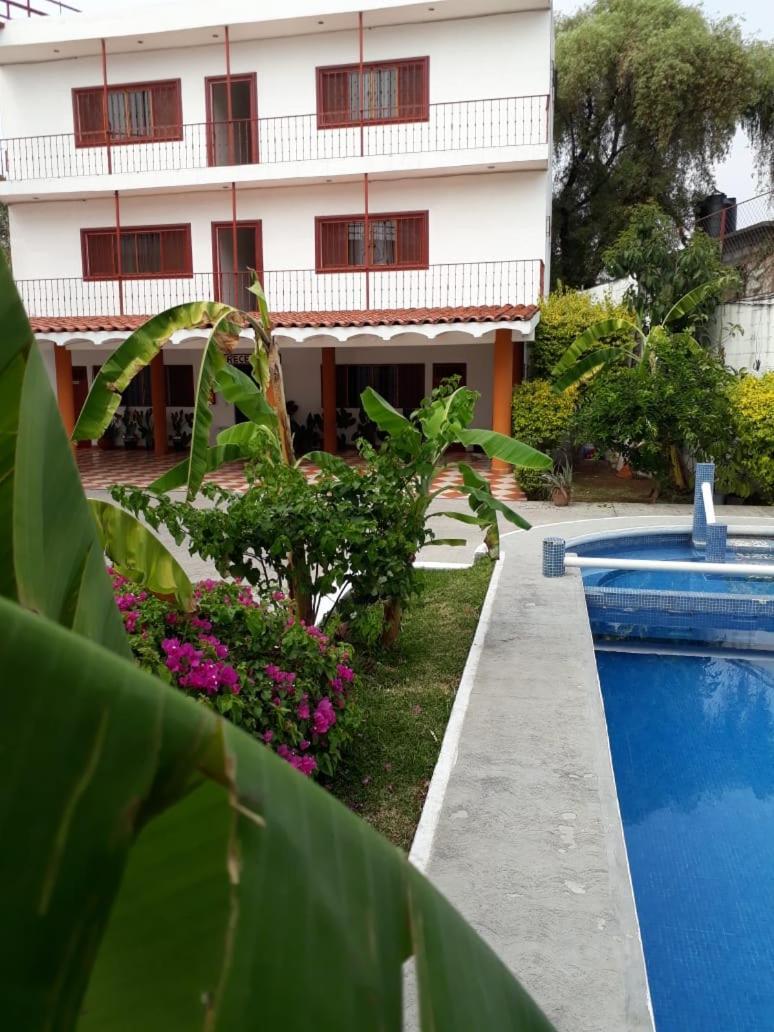 Hotel Hacienda De Zapata จูเตเปค ภายนอก รูปภาพ